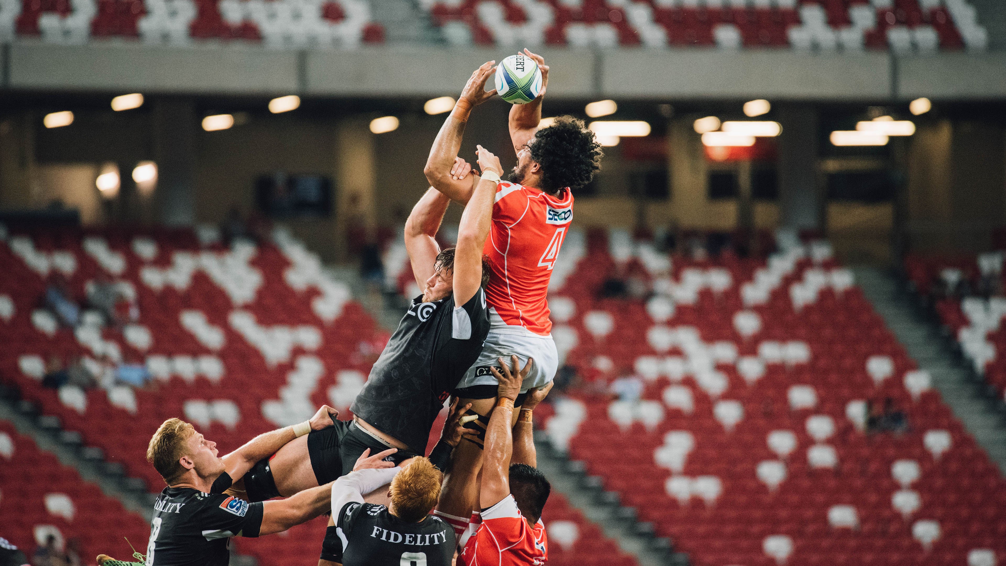 掘金带队取胜！，穆古鲁扎重要时刻爆冷赢得满堂喝彩